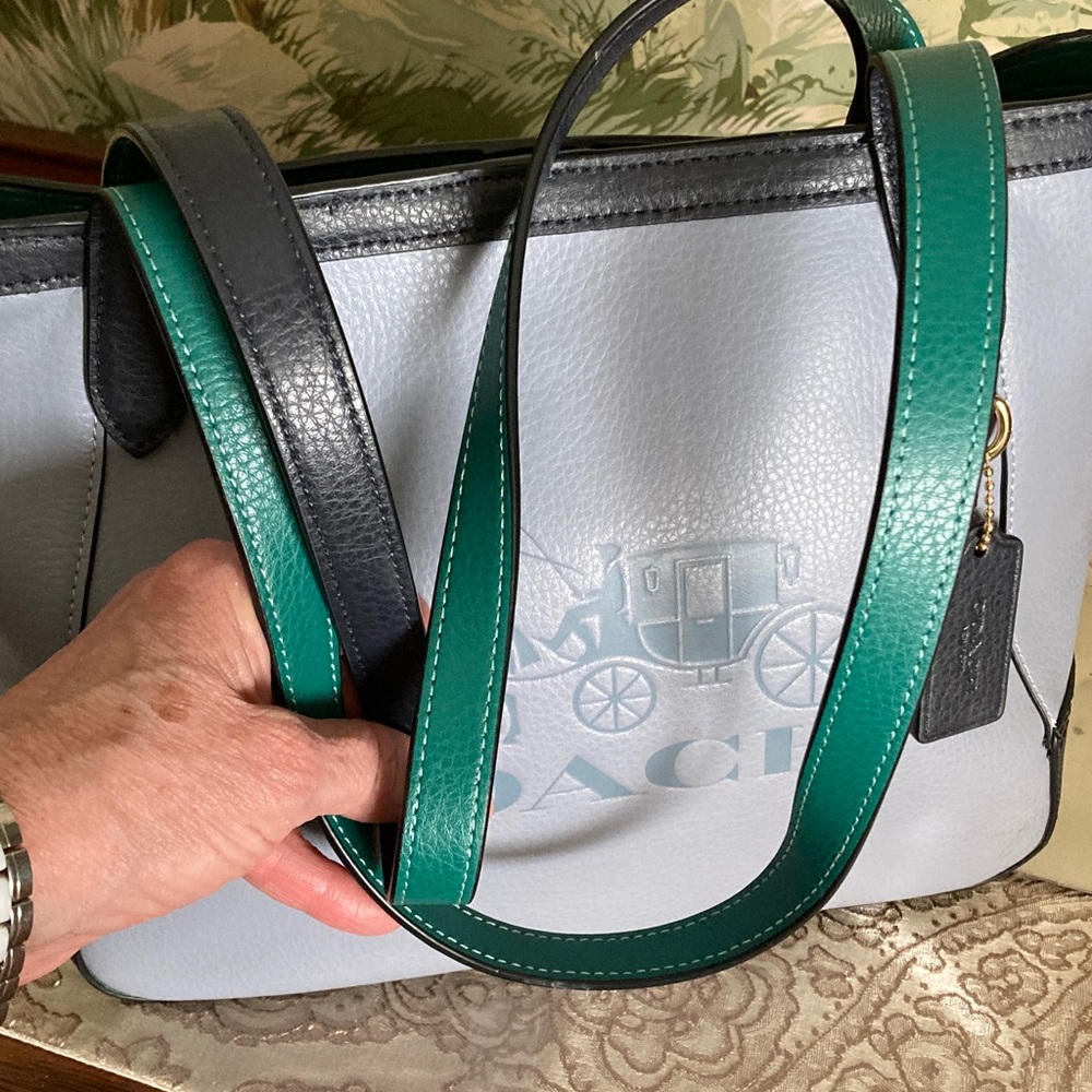 COACH EUC Tote 27 In Colorblock With Horse And Carriage Twilight Blue/Green/Navy - Picture 4 of 11